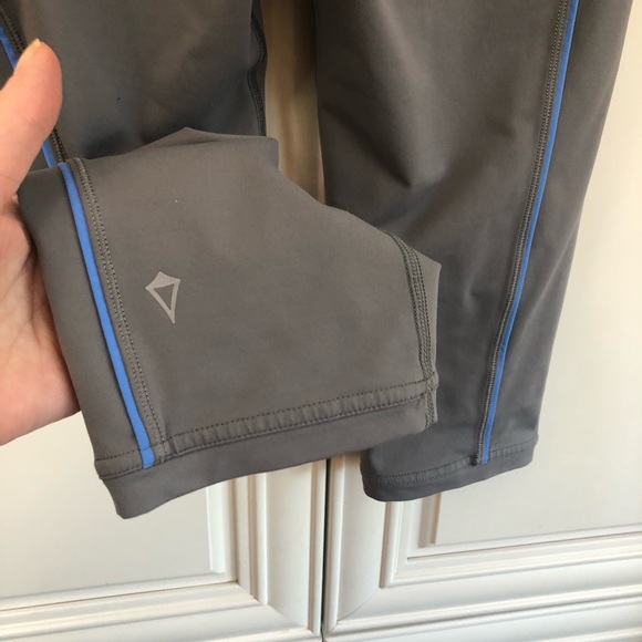 EUC Ivivva by Lululemon crop leggings - Picture 7 of 10